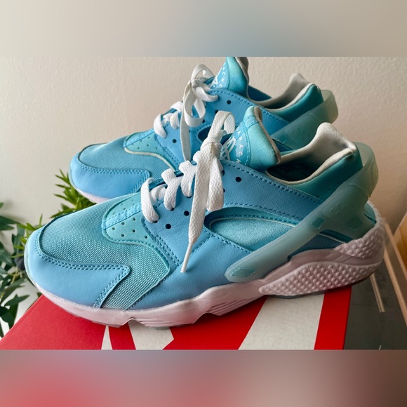 NEW IN ORIGINAL BOX Men’s Nike Air Huarache "Blue Chill/White" size 5.5 - Picture 1 of 12